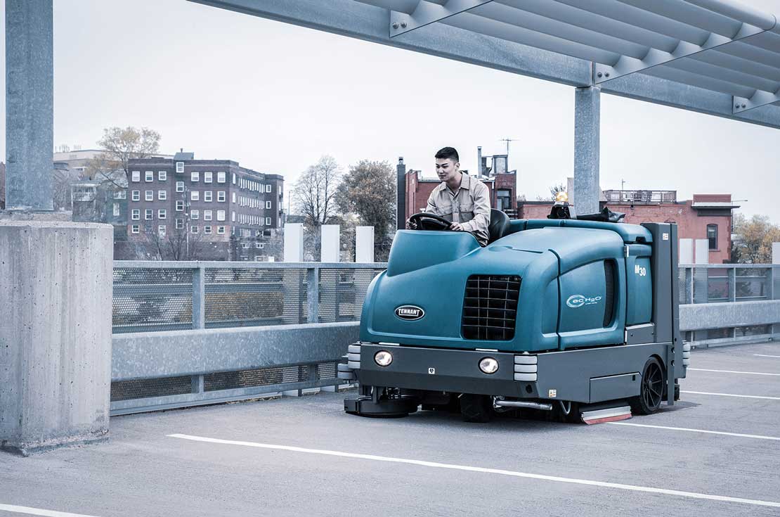 Parkkihallien siivous